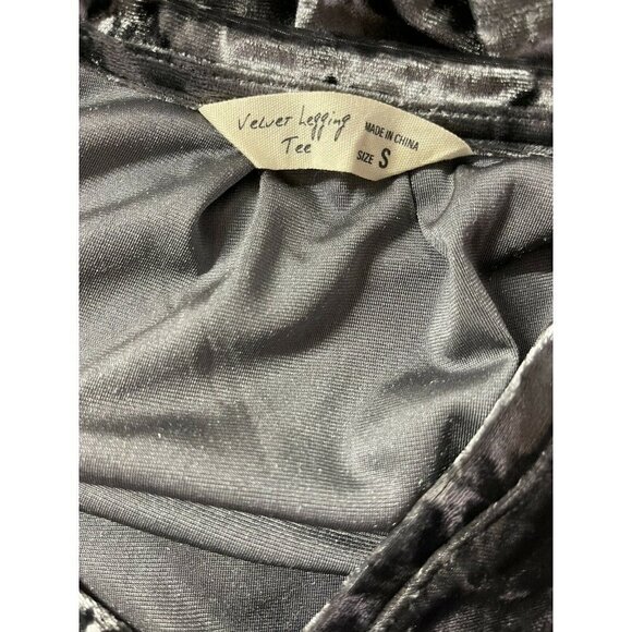 Spring + Mercer Women’s Small Crushed Velvet Top - Picture 9 of 10